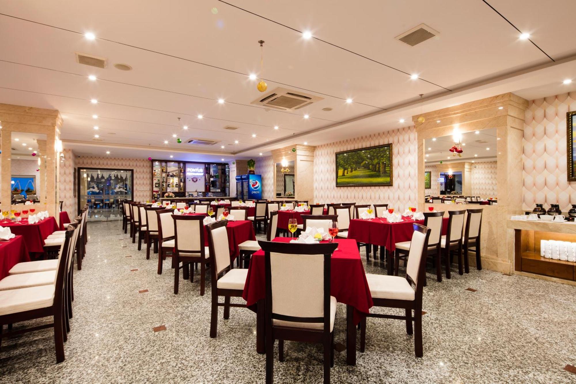 Galliot Hotel На Транг Екстериор снимка