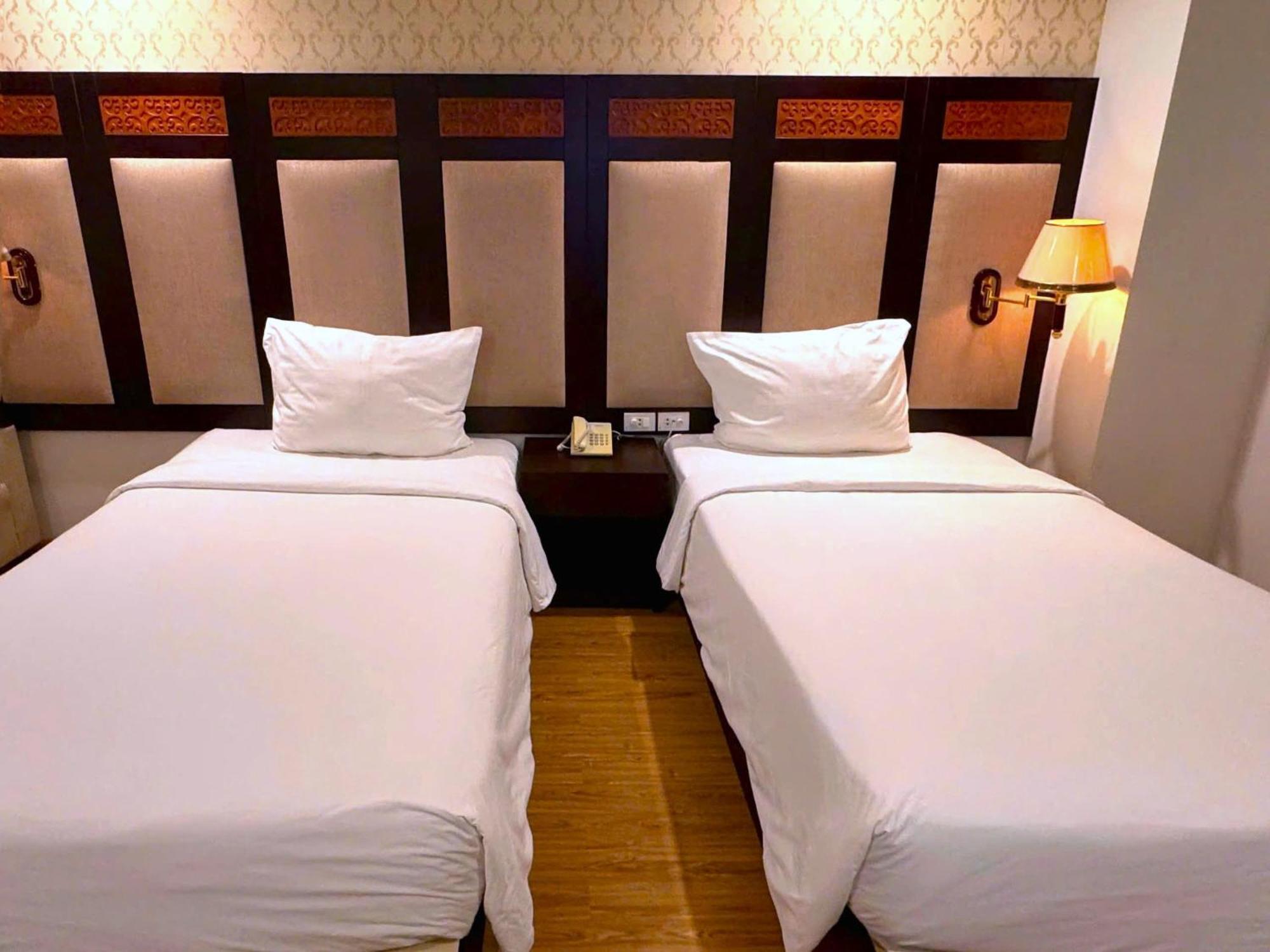 Galliot Hotel На Транг Екстериор снимка