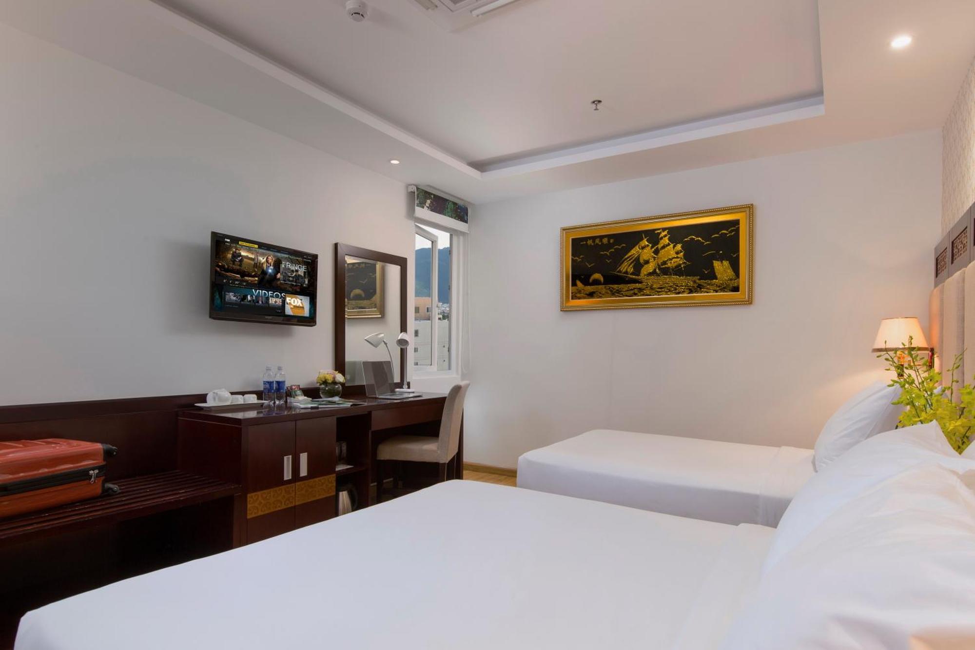 Galliot Hotel На Транг Екстериор снимка
