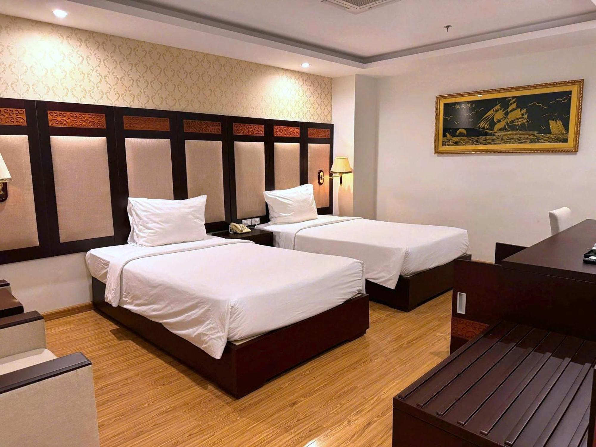 Galliot Hotel На Транг Екстериор снимка